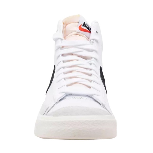 Like New Nike Blazer Mid '77 Style: CZ1055-100 - Picture 13 of 16